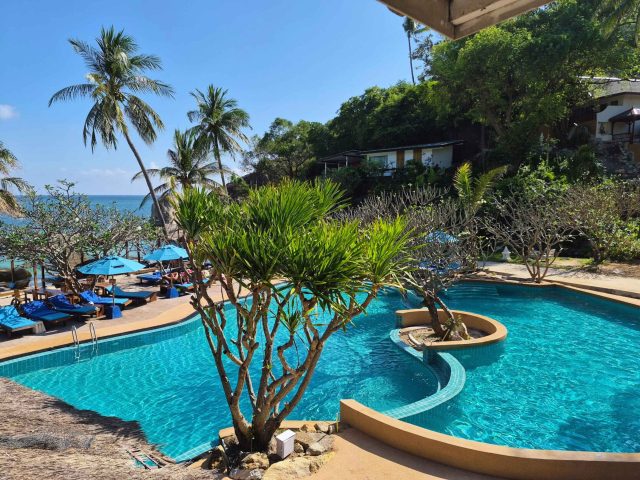 What to Expect at Crystal Bay Beach: An Honest Look Before You Come