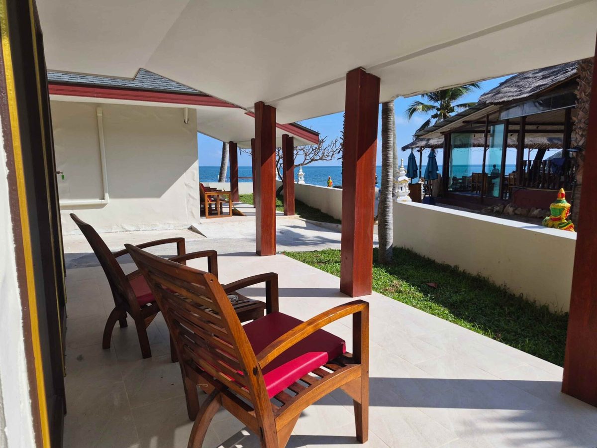 Beachside Villa